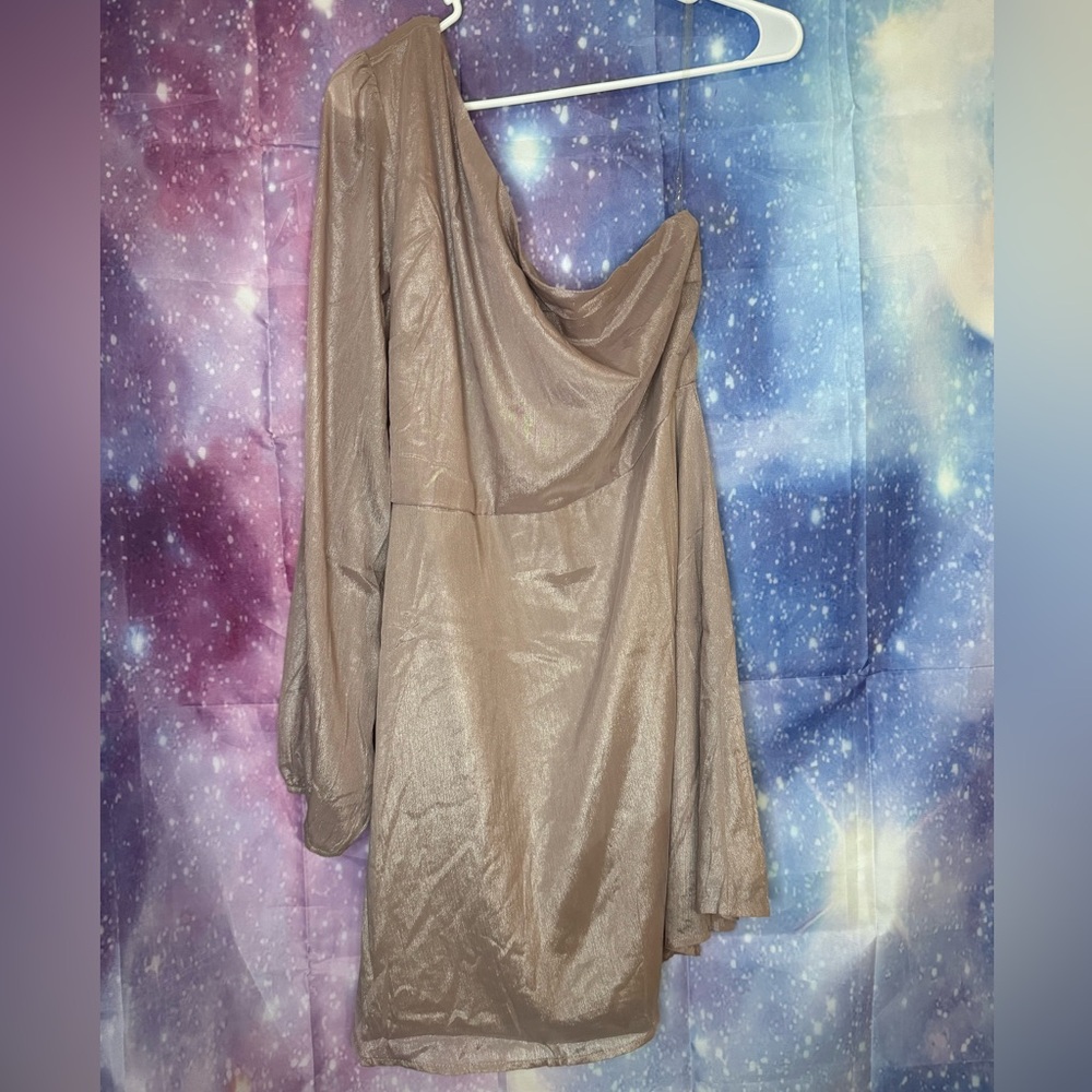 Andree by unit one shoulder dress 🛍